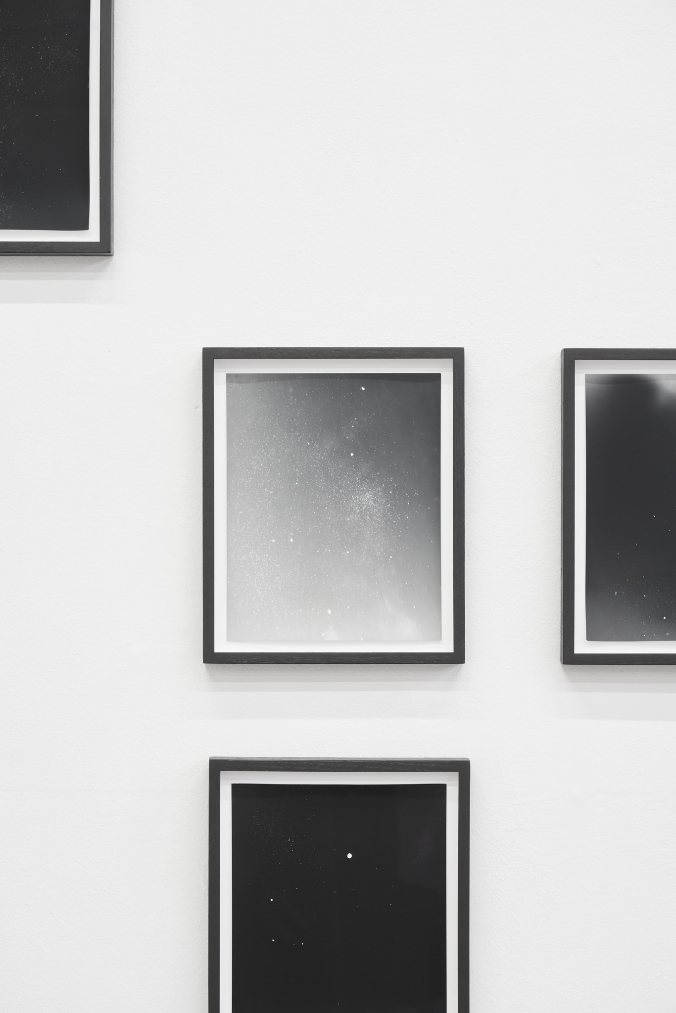 Nanna Debois Buhl, intervals and forms of stones of stars.